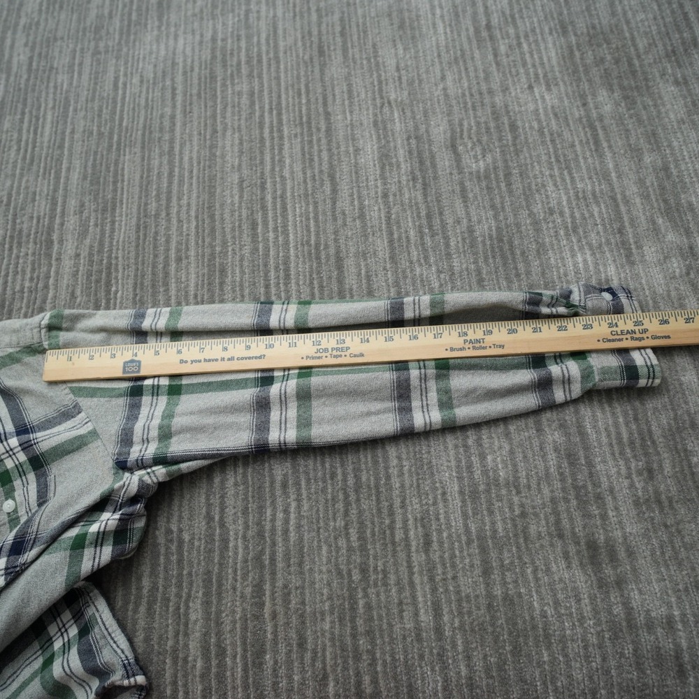 Old Navy Vintage Flannel Men Gray Green Plaid Soft Long Sleeve Button Up Large - Picture 7 of 11